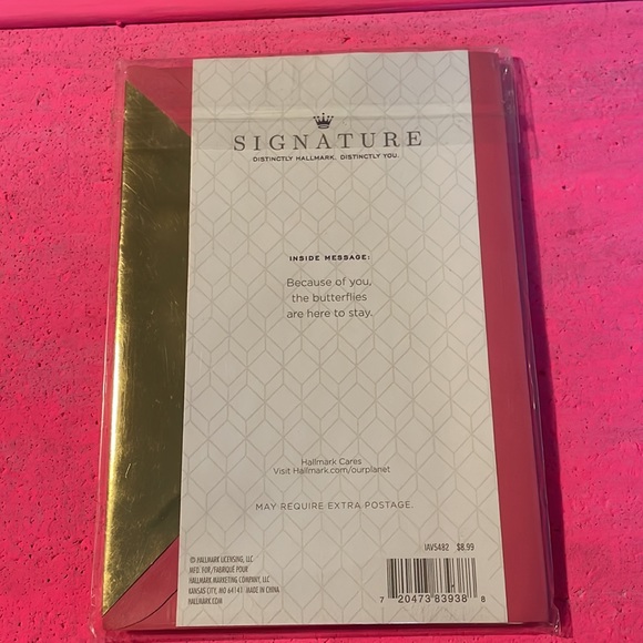 Hallmark Signature Card - LOVE - Picture 2 of 2